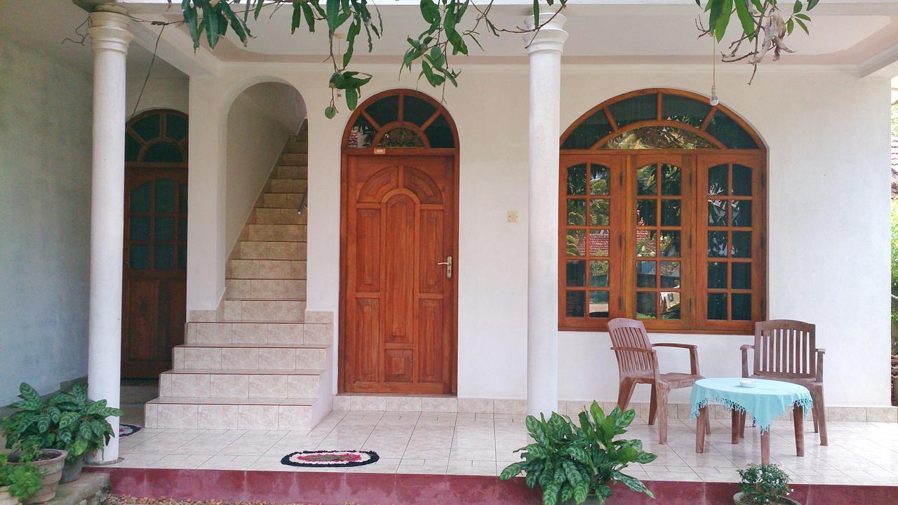 Welcome Family Guest House. Bentota Exteriör bild